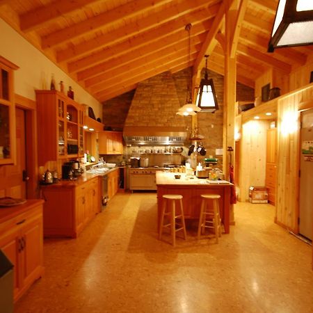 Bear Claw Lodge Kispiox 외부 사진